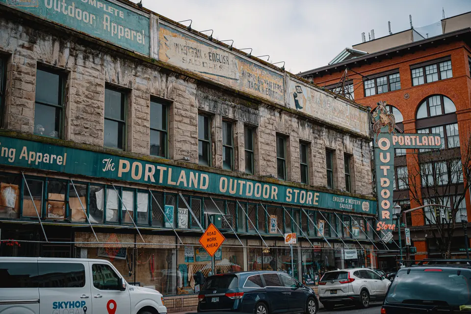 Milwaukie — towing service